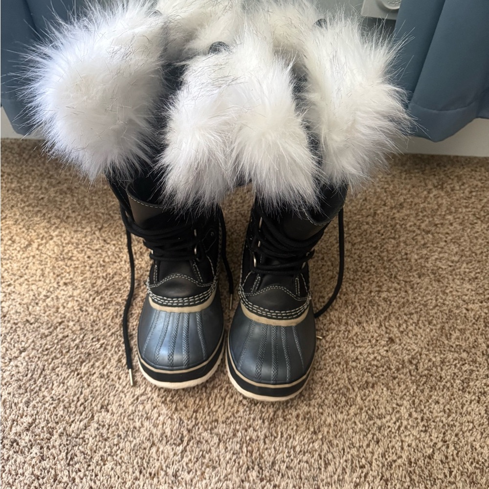Sorel Joan of Artic Fur Trim Winter Boots